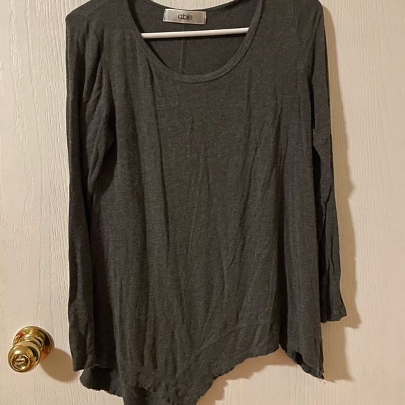 Dark grey ladies loose fitting top - Picture 3 of 4